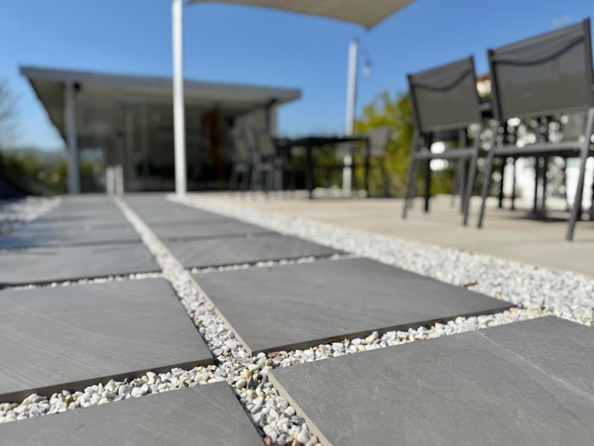 Le Village Sarzana Exteriör bild
